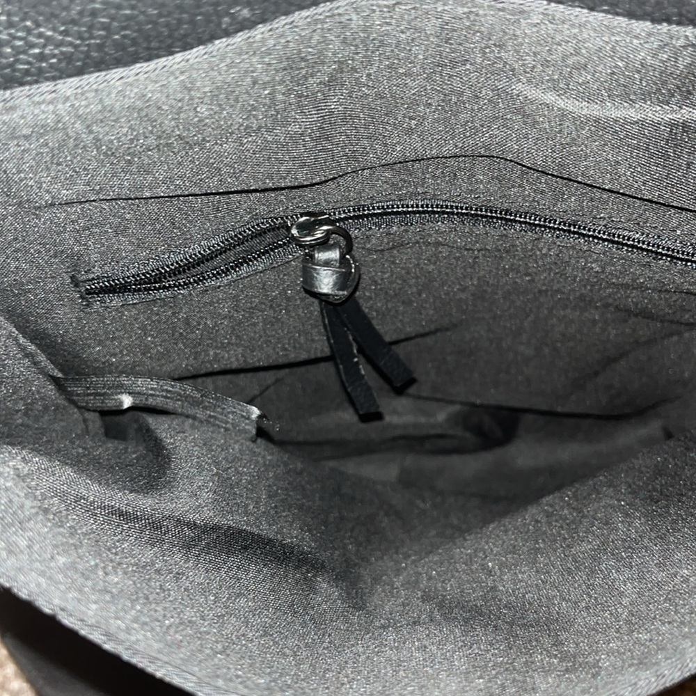 Botkier Black Women's Backpack - Picture 4 of 4